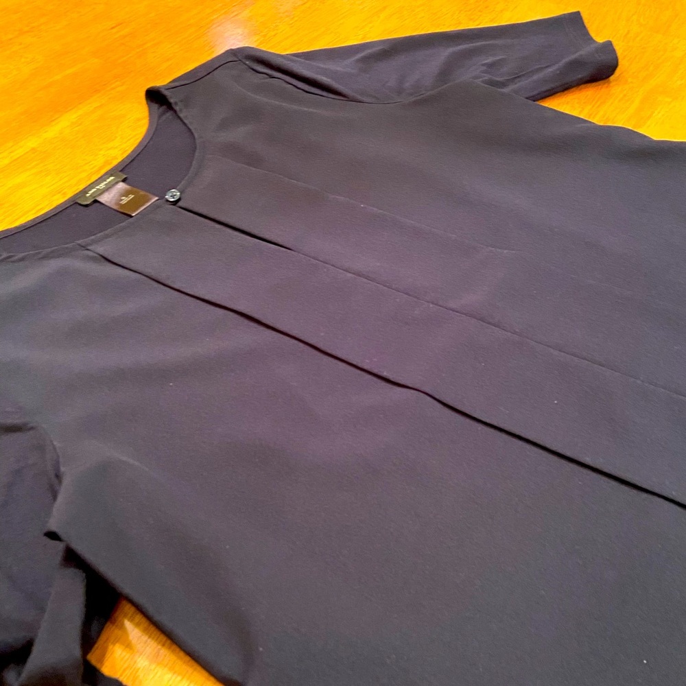 Ann Taylor Small Navy Blue Short Sleeve Top